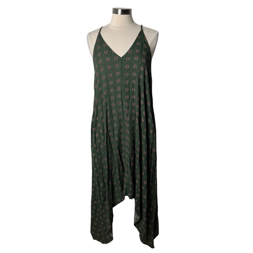 Daughters of Culture Medallion Green Moss Handkerchief Dress Women's One Size‎